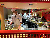 31 oktober - Tokyo - 22 - De koks in de keuken