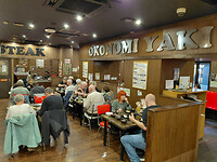 01 november - Tokyo - 21 - Afscheidsavond in een okonomiyaki-restaurant (zèlf maken)