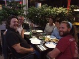 Indiaas happie eten met David erbij