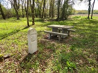 Picknicktafel voor pelgrims bij Labastide