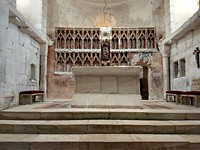 Prachtig oud altaar van Notre Dame de l'Epiphanie