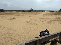 bankje met uitzicht op de zandbak