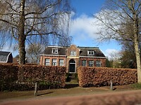 oude school in Scheemda