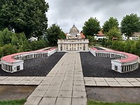 miniatuur Vaticaan in Blumengarten Bexbach