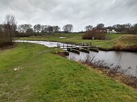 Bruggetje met vistrappen bij fort Crevecoeur