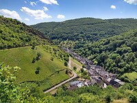 Steeg vanaf Burg Stahlberg