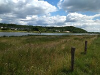 Grebbeberg aan overzijde Nederrijn