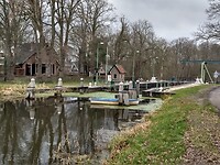 Sluis in Apeldoorns kanaal