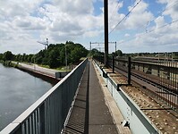 1000062778