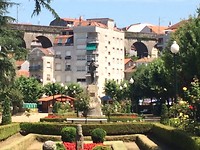 Rosarium en  lunchplek in Redondela