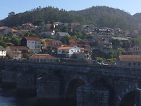 De Ponte Sampaio over de Rio Verdugo