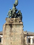 Monument voor de gevallenen op de Ponte Sampiao