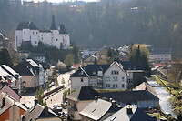 Château de Clervaux in de ochtendzon
