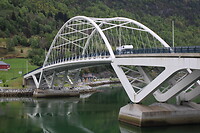 De bekroonde brug wegens haar staalconstructie