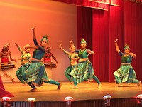 Kandy dancing