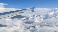 Op weg van Quito naar Lago Agrio. Een van de vele vulkanen toppen??