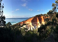 Schitterende rotsen Sapphire Coast.