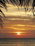 Zonsondergang in Pantai Cenang.