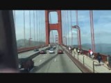 Met de motor de Golden Bridge over