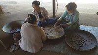 Tamarinde bolletjes maken