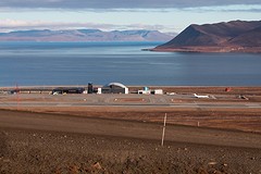 De luchthaven van Longyearbyen