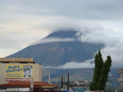 DSC01898 Mount Mayon-550