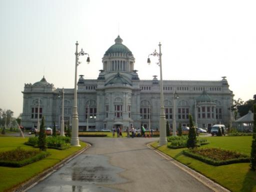 DSC02365_Throne hall-550
