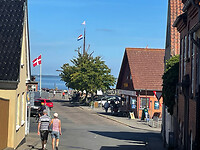 Marstal, de Nederlandse vlag aan de kade