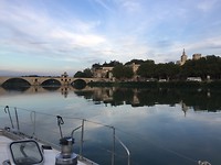 Avignon vanaf de Rhône.