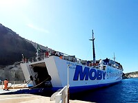 Onze ferry komt toe