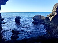 Grotta del Diavolo uitgang in zee