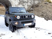 Tis leuk om in de sneeuw te spelen af en toe