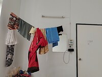 Geen kapstok? Wij lossen dat op met een touwtje