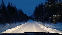 Even van de snelweg, misschien zien we een eland of andere wilde dieren??