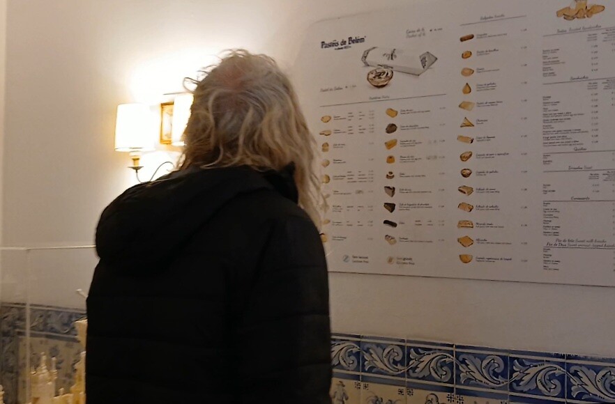 Menu van 'Pastéis de Belém' tegen de muur