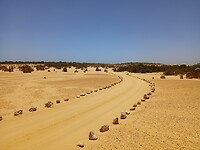 Pinnacles desert 20