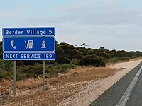 Nog 5 km voor.de Border Village, het 1ste station in Zuid-Australië