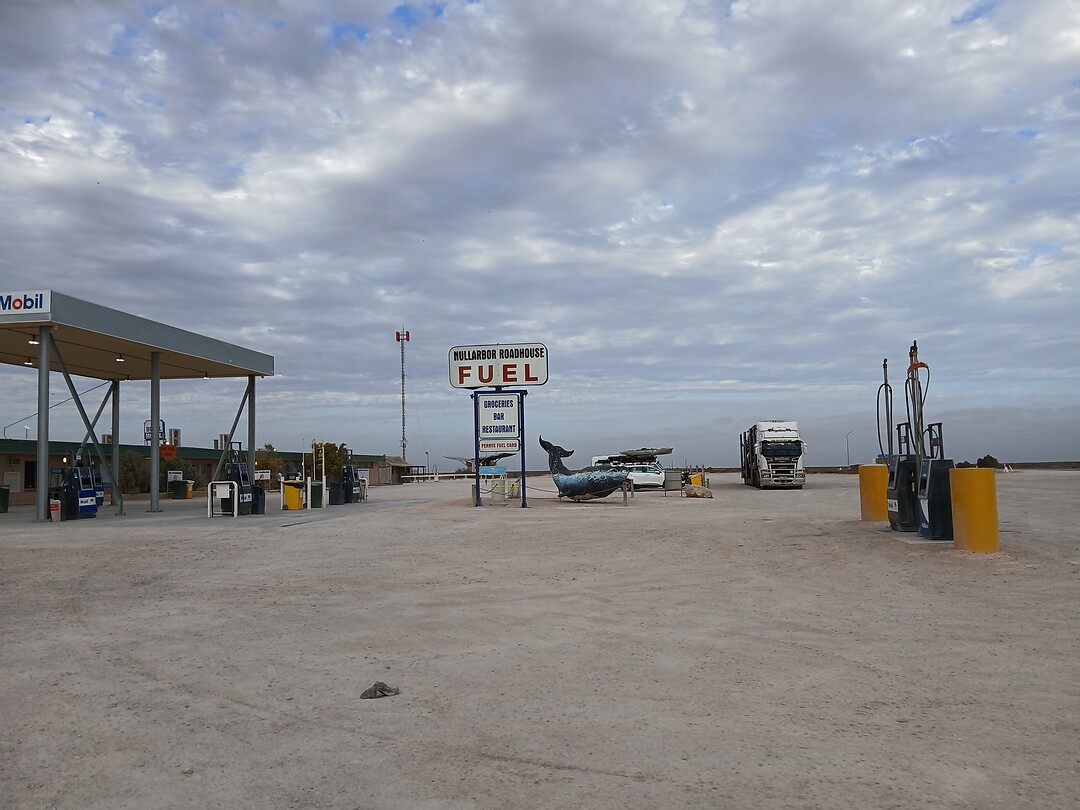 Nullarbor Fuelstation