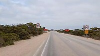 Toekomen aan de grens van Zuid-Australië naar West-Australië