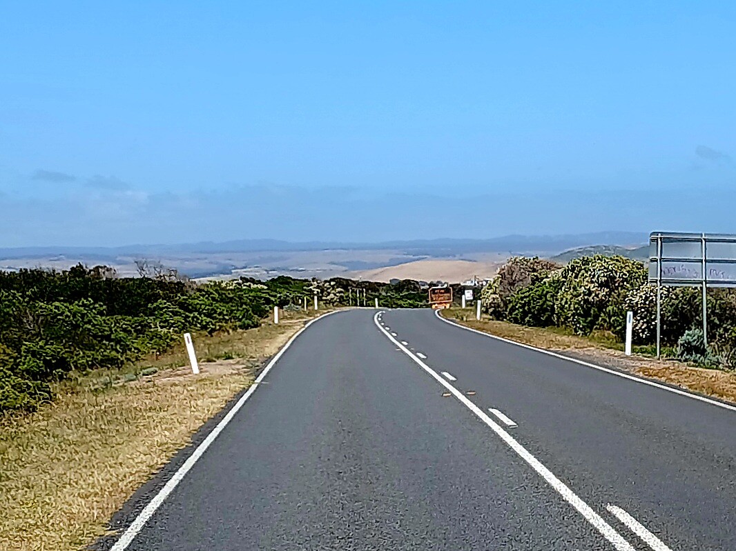 B100 ~ Great Ocean Road
