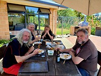 Lekker barbecue in de tuin