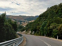 Bergen van Queenstown in de verte