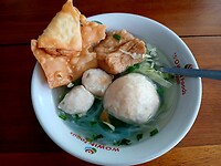 Bakso ayam besar