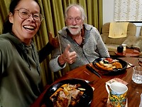 Gezellig aan tafel met lieve grappige Doug! Kom Laurens!