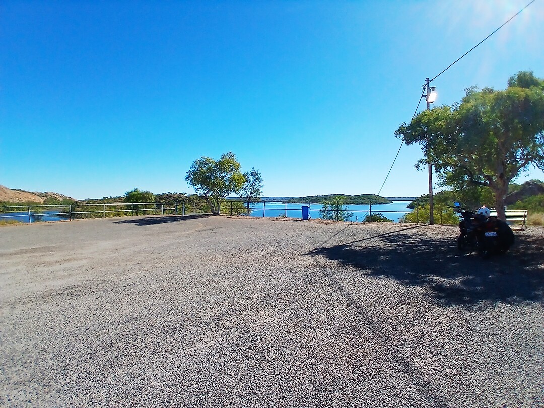 Lookout Lake Moondarra