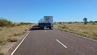 Road Train passeert