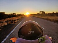 Mooie zonsondergang pal voor ons