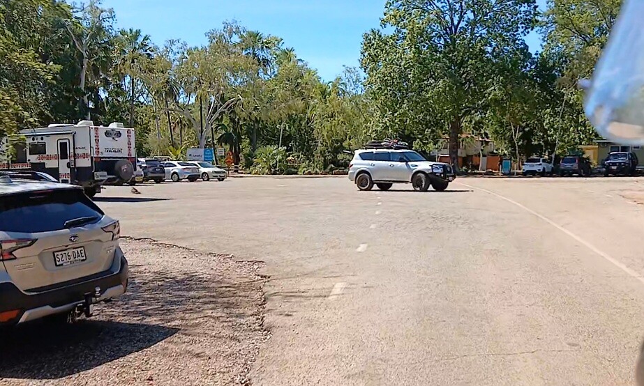 Veel volk op de parking