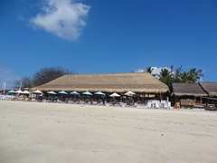 uitnodigend