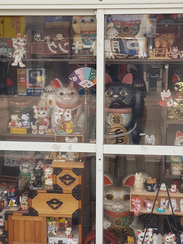 Gelukskatjes (Japans: 招き猫, maneki neko)